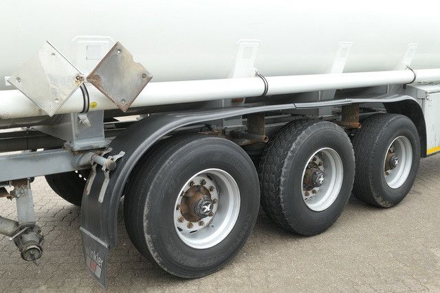 Tankoplegger Kässbohrer STH 34/10-24/Tank 34.000 ltr./Unterbefüll./Pumpe: afbeelding 11