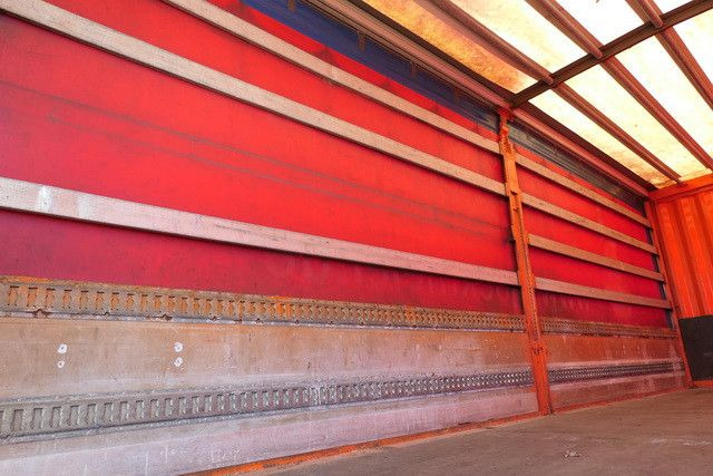 Krone Wechselbrücke, BDF, Gardine, Hinten Türen - Schuifzeilen laadbak: afbeelding 4 Krone Wechselbrücke, BDF, Gardine, Hinten Türen - Schuifzeilen laadbak: afbeelding 4