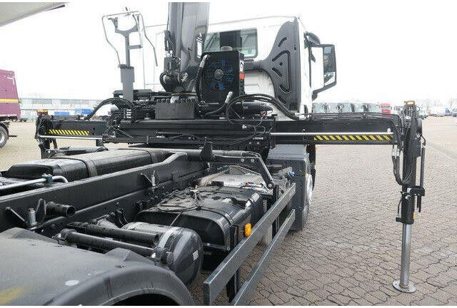 MAN 18.320 TGM BB, Kran Hiab X-Hiduo 138, Funk, AHK - Kipper vrachtwagen: afbeelding 3 MAN 18.320 TGM BB, Kran Hiab X-Hiduo 138, Funk, AHK - Kipper vrachtwagen: afbeelding 3