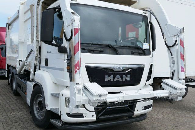 MAN 26.320 TGS BL 6x2, Überkopflader/Frontlader, AC MAN 26.320 TGS BL 6x2, Überkopflader/Frontlader, AC - Vuilniswagen: afbeelding 2 MAN 26.320 TGS BL 6x2, Überkopflader/Frontlader, AC MAN 26.320 TGS BL 6x2, Überkopflader/Frontlader, AC - Vuilniswagen: afbeelding 2