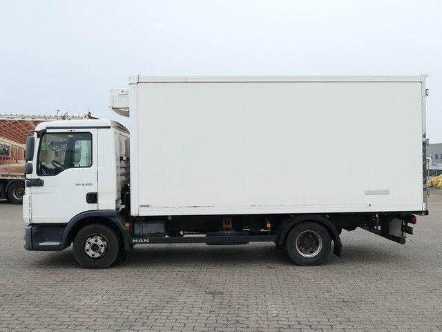 MAN 8.220 TGL BL 4x2, Thermo King, 3. Sitz, 5m lang - Koelwagen vrachtwagen: afbeelding 2 MAN 8.220 TGL BL 4x2, Thermo King, 3. Sitz, 5m lang - Koelwagen vrachtwagen: afbeelding 2