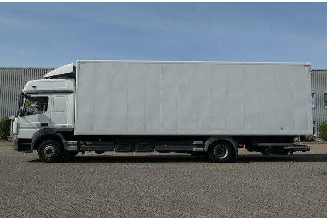 Mercedes-Benz 1224 L Atego 4x2, Möbel, LBW, Klima, Schlafliege - Bakwagen: afbeelding 5 Mercedes-Benz 1224 L Atego 4x2, Möbel, LBW, Klima, Schlafliege - Bakwagen: afbeelding 5