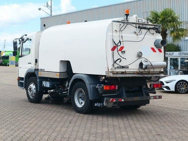 Mercedes-Benz 1518 LKO Atego 4x2, Kobit-Aufbau, 8m³,Wassertank - Veegwagen: afbeelding 5 Mercedes-Benz 1518 LKO Atego 4x2, Kobit-Aufbau, 8m³,Wassertank - Veegwagen: afbeelding 5