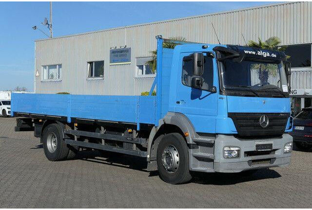 Mercedes-Benz 1824 L Axor 4x2, 3. Sitz, AHK, Gerüstbau, Klima - Vrachtwagen met open laadbak: afbeelding 3 Mercedes-Benz 1824 L Axor 4x2, 3. Sitz, AHK, Gerüstbau, Klima - Vrachtwagen met open laadbak: afbeelding 3