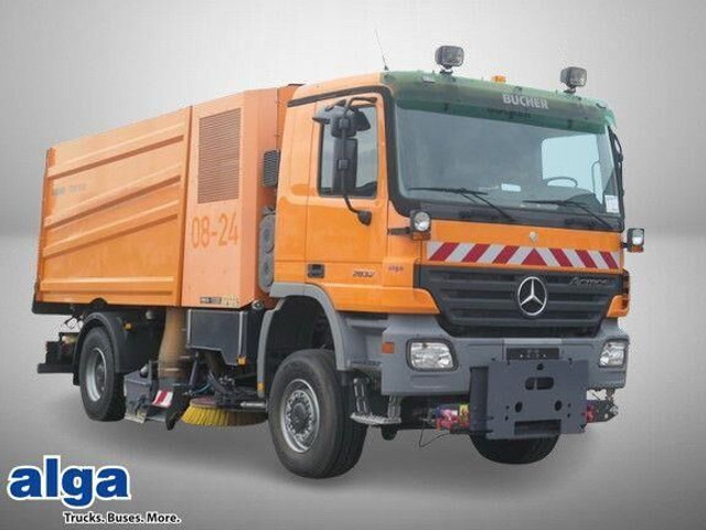 Mercedes-Benz 2032 A Actros 4x4, Bucher STKF 9500, Airport, AC - Veegwagen: afbeelding 1 Mercedes-Benz 2032 A Actros 4x4, Bucher STKF 9500, Airport, AC - Veegwagen: afbeelding 1