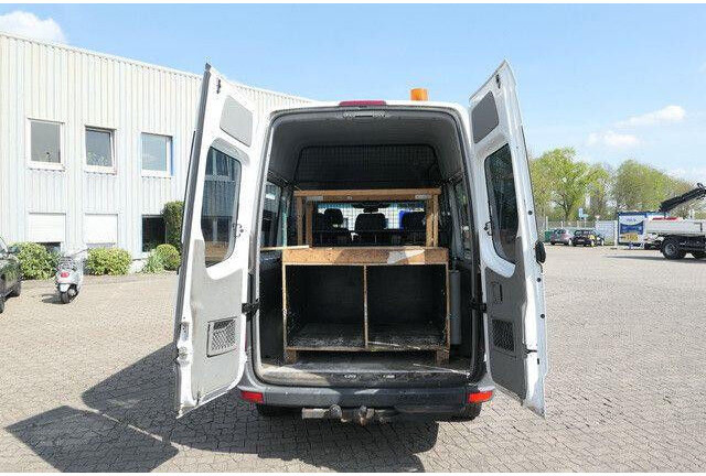 Mercedes-Benz 316 Sprinter/9 Sitze/AHK/Klima - Gesloten bestelwagen: afbeelding 4 Mercedes-Benz 316 Sprinter/9 Sitze/AHK/Klima - Gesloten bestelwagen: afbeelding 4