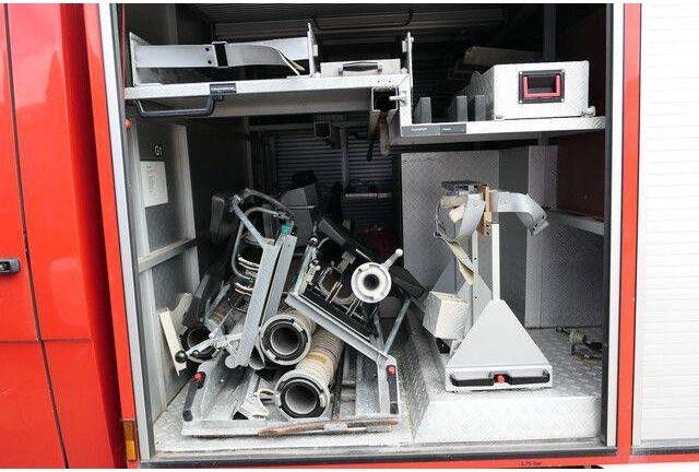 Mercedes-Benz 814 F/Feuerwehr/Pumpe/9 Sitze - Brandweerwagen: afbeelding 5 Mercedes-Benz 814 F/Feuerwehr/Pumpe/9 Sitze - Brandweerwagen: afbeelding 5