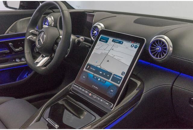 Cabrio Mercedes-Benz SL-Klasse 63 AMG Roadster/Performance+/4Matic/Carbon: afbeelding 11 Cabrio Mercedes-Benz SL-Klasse 63 AMG Roadster/Performance+/4Matic/Carbon: afbeelding 11