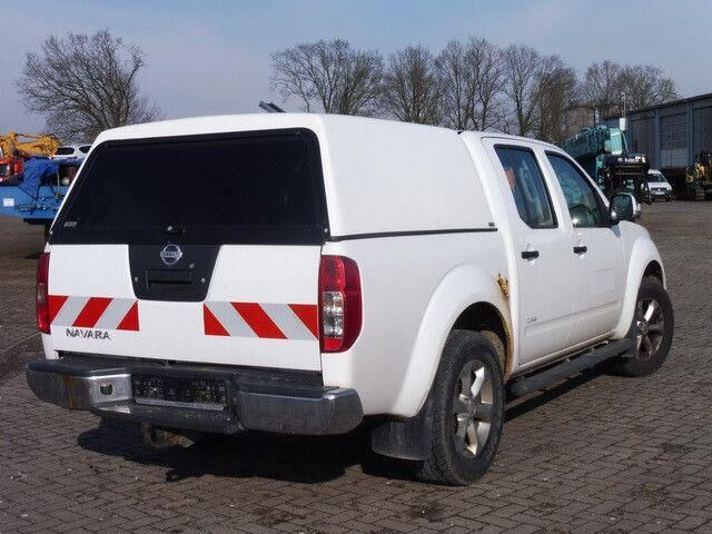 Nissan Navara 2.5 Tdi 4x4, DOKA, Pickup, Klima, AHK - Bestelwagen met open laadbak: afbeelding 5 Nissan Navara 2.5 Tdi 4x4, DOKA, Pickup, Klima, AHK - Bestelwagen met open laadbak: afbeelding 5