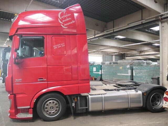 DAF XF 460, SSC, Retarder, Klima, VA+HA-Luftfederung - Trekker: afbeelding 2 DAF XF 460, SSC, Retarder, Klima, VA+HA-Luftfederung - Trekker: afbeelding 2