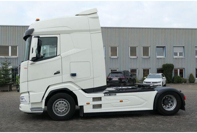 DAF XG 530 FT 4x2, Intarder, 2x Tank, Standklima - Trekker: afbeelding 2 DAF XG 530 FT 4x2, Intarder, 2x Tank, Standklima - Trekker: afbeelding 2