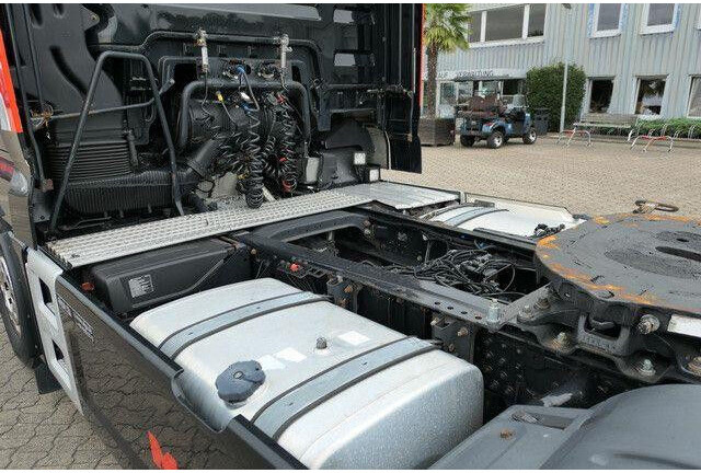 MAN 18.500 TGX 4x2, XXL, Red Lion 500, Intarder - Trekker: afbeelding 4 MAN 18.500 TGX 4x2, XXL, Red Lion 500, Intarder - Trekker: afbeelding 4