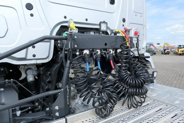 Trekker Mercedes-Benz 1836 LS Actros 4x2, ADR, Navi, Klima, 2.000km: afbeelding 10
