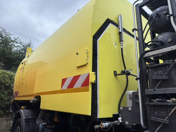 Camion balayeuse Renault SEMAT 6 M³ - Andere machine: afbeelding 3 Camion balayeuse Renault SEMAT 6 M³ - Andere machine: afbeelding 3