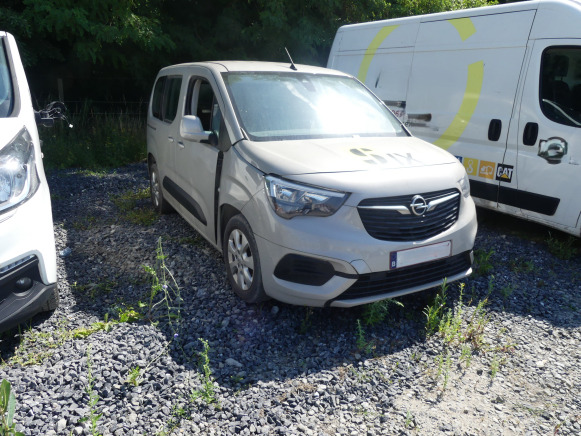Voiture Opel Combo LIFE (2020-164.299 km-VIN:WOVECYHYLJ618520) - Andere machine: afbeelding 2 Voiture Opel Combo LIFE (2020-164.299 km-VIN:WOVECYHYLJ618520) - Andere machine: afbeelding 2