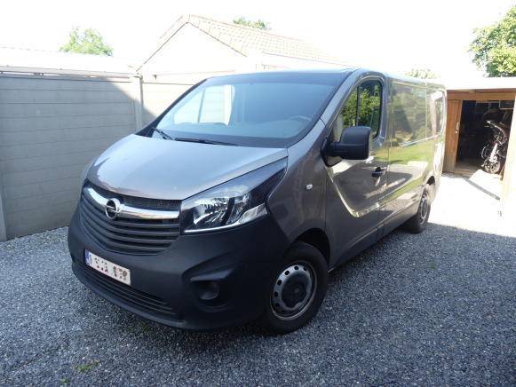 Camionnette Opel Vivaro (2018-122.114 km-VIN:WOVF7G60XJV634111) - Personenwagen: afbeelding 1 Camionnette Opel Vivaro (2018-122.114 km-VIN:WOVF7G60XJV634111) - Personenwagen: afbeelding 1