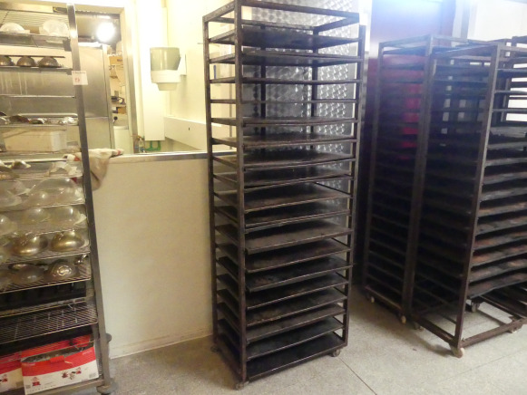 Chariot de four avec platine 60x40 cm (4 bords) - Bakkerijmachine: afbeelding 1 Chariot de four avec platine 60x40 cm (4 bords) - Bakkerijmachine: afbeelding 1