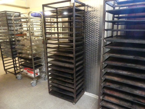 Chariot de four avec platine 60x40 cm (4 bords) - Bakkerijmachine: afbeelding 2 Chariot de four avec platine 60x40 cm (4 bords) - Bakkerijmachine: afbeelding 2