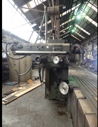 Fraiseuse universelle CNC 3 axes Huron RU 881 - Freesmachine: afbeelding 4 Fraiseuse universelle CNC 3 axes Huron RU 881 - Freesmachine: afbeelding 4