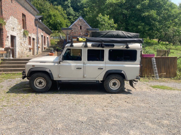 Land-Rover Defender 11O (2010) - Personenwagen: afbeelding 2 Land-Rover Defender 11O (2010) - Personenwagen: afbeelding 2