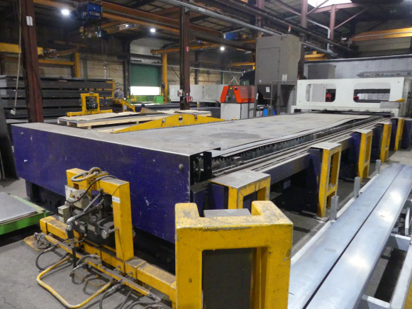 Machine de découpe laser CO² avec refroidisseur et aspiration de fumée Bystronic Bylaser 6000 - Metaalbewerkingsmachine: afbeelding 4 Machine de découpe laser CO² avec refroidisseur et aspiration de fumée Bystronic Bylaser 6000 - Metaalbewerkingsmachine: afbeelding 4