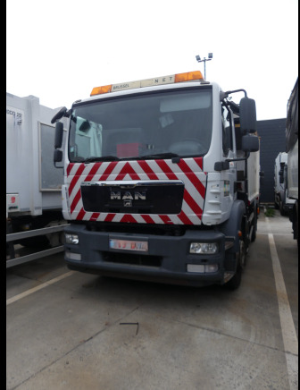 REF:10318 - Camion poubelle avec grue MAN TGM (2010-138.787 km) ( VIN:WMAN08ZZ2AY243367) - Vuilniswagen: afbeelding 1 REF:10318 - Camion poubelle avec grue MAN TGM (2010-138.787 km) ( VIN:WMAN08ZZ2AY243367) - Vuilniswagen: afbeelding 1