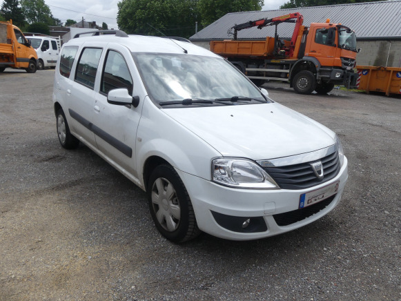 REF:1RFU370 - Voiture Dacia Logan Break SD (2012-63.842 km) - SUV: afbeelding 2 REF:1RFU370 - Voiture Dacia Logan Break SD (2012-63.842 km) - SUV: afbeelding 2