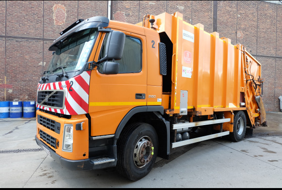 REF : 2 - Camion Poubelle VOLVO FM/FH - Vuilniswagen: afbeelding 1 REF : 2 - Camion Poubelle VOLVO FM/FH - Vuilniswagen: afbeelding 1