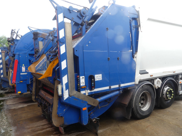 REF:BZ-DF-46 - Camion poubelle DAF FAG CF75 (2011-333.637 km) - Vuilniswagen: afbeelding 3 REF:BZ-DF-46 - Camion poubelle DAF FAG CF75 (2011-333.637 km) - Vuilniswagen: afbeelding 3