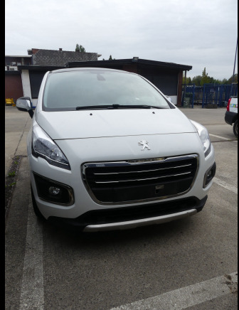 REF:C20639 - Voiture Peugeot 3008 (2015-237.408 km) (VIN: VF30U5GZTFS219665) - Personenwagen: afbeelding 2 REF:C20639 - Voiture Peugeot 3008 (2015-237.408 km) (VIN: VF30U5GZTFS219665) - Personenwagen: afbeelding 2