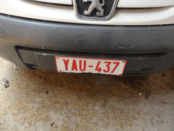 REF:Immatriculé sous : YAU-437 - Voiture Peugeot Partner - Kleine bestelwagen: afbeelding 3 REF:Immatriculé sous : YAU-437 - Voiture Peugeot Partner - Kleine bestelwagen: afbeelding 3
