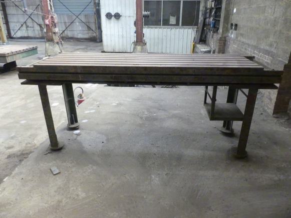 Table de soudure - Metaalbewerkingsmachine: afbeelding 1 Table de soudure - Metaalbewerkingsmachine: afbeelding 1