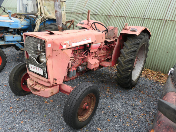 Tracteur agricole International Harvester (VIN:NT362374) - Tractor: afbeelding 1 Tracteur agricole International Harvester (VIN:NT362374) - Tractor: afbeelding 1