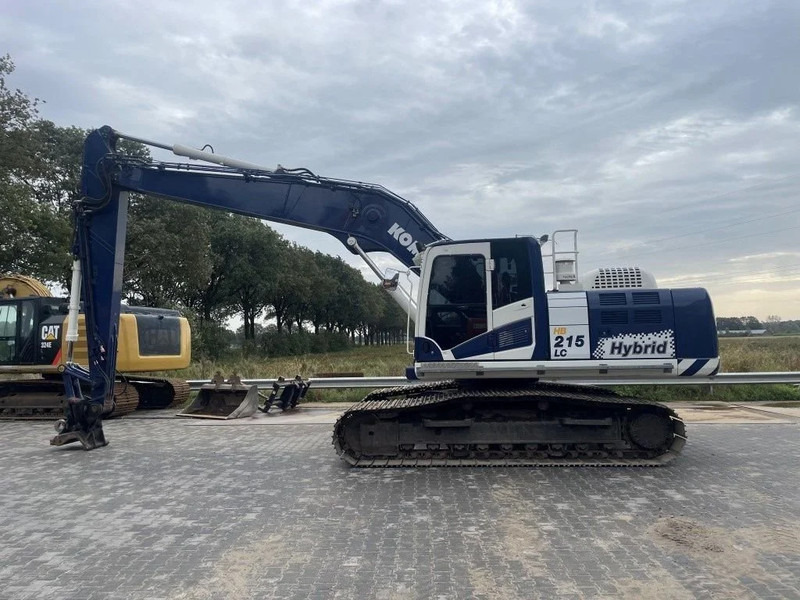 Komatsu HB215 Semilong SUPER NICE AND CLEAN MACHINE ! - Rupsgraafmachine: afbeelding 1 Komatsu HB215 Semilong SUPER NICE AND CLEAN MACHINE ! - Rupsgraafmachine: afbeelding 1