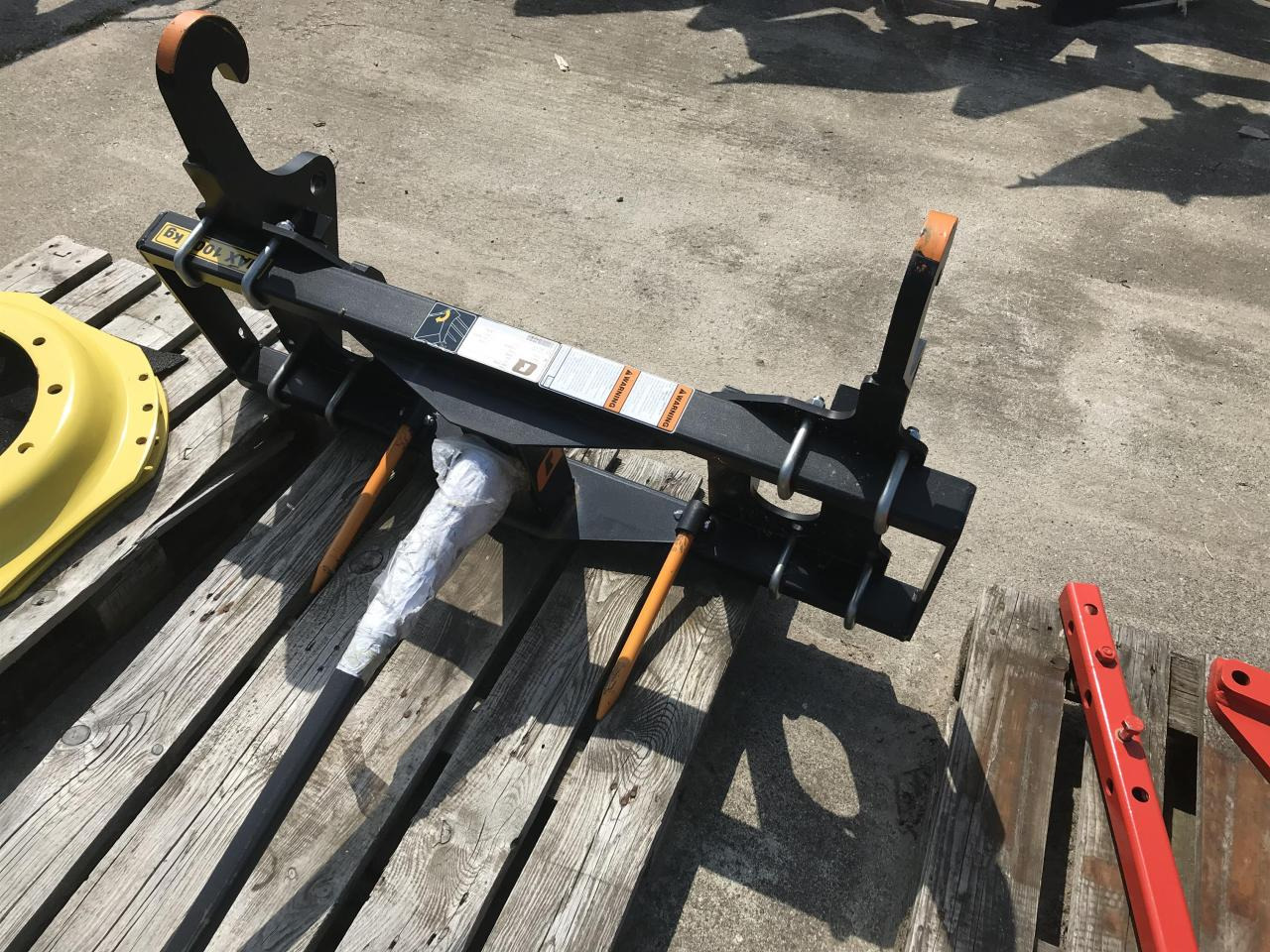 ALÖ Ballenspieß - Voorlader voor tractor: afbeelding 4 ALÖ Ballenspieß - Voorlader voor tractor: afbeelding 4