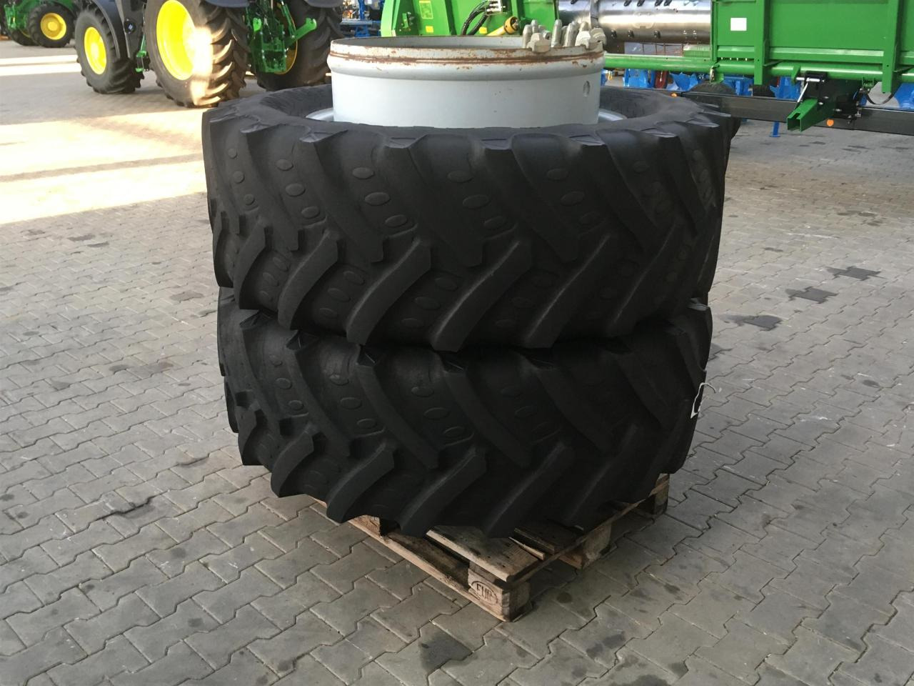 BKT 480/70R34 - Band voor Landbouwmachine: afbeelding 4 BKT 480/70R34 - Band voor Landbouwmachine: afbeelding 4