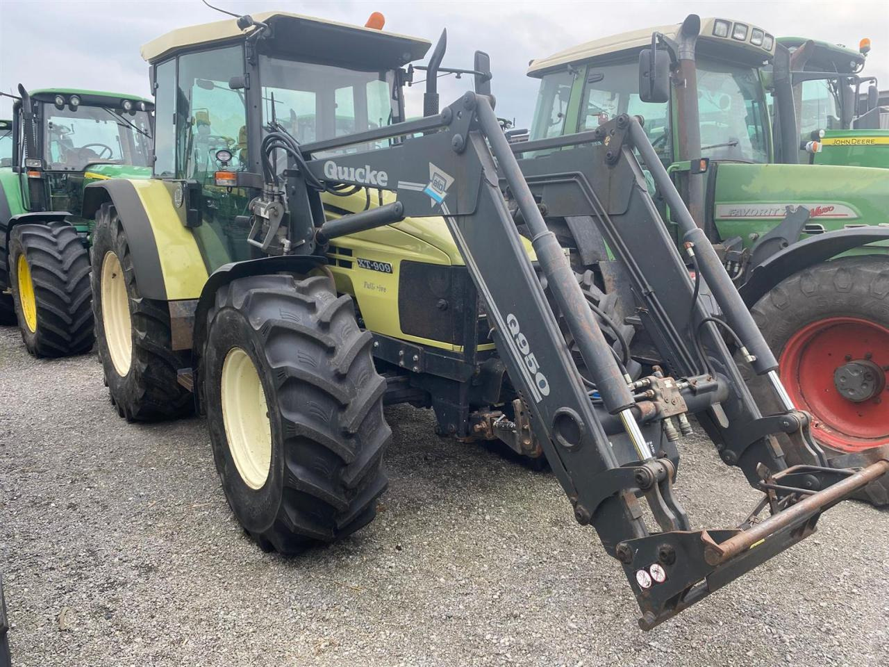 Hürlimann XT 909 - Tractor: afbeelding 3 Hürlimann XT 909 - Tractor: afbeelding 3