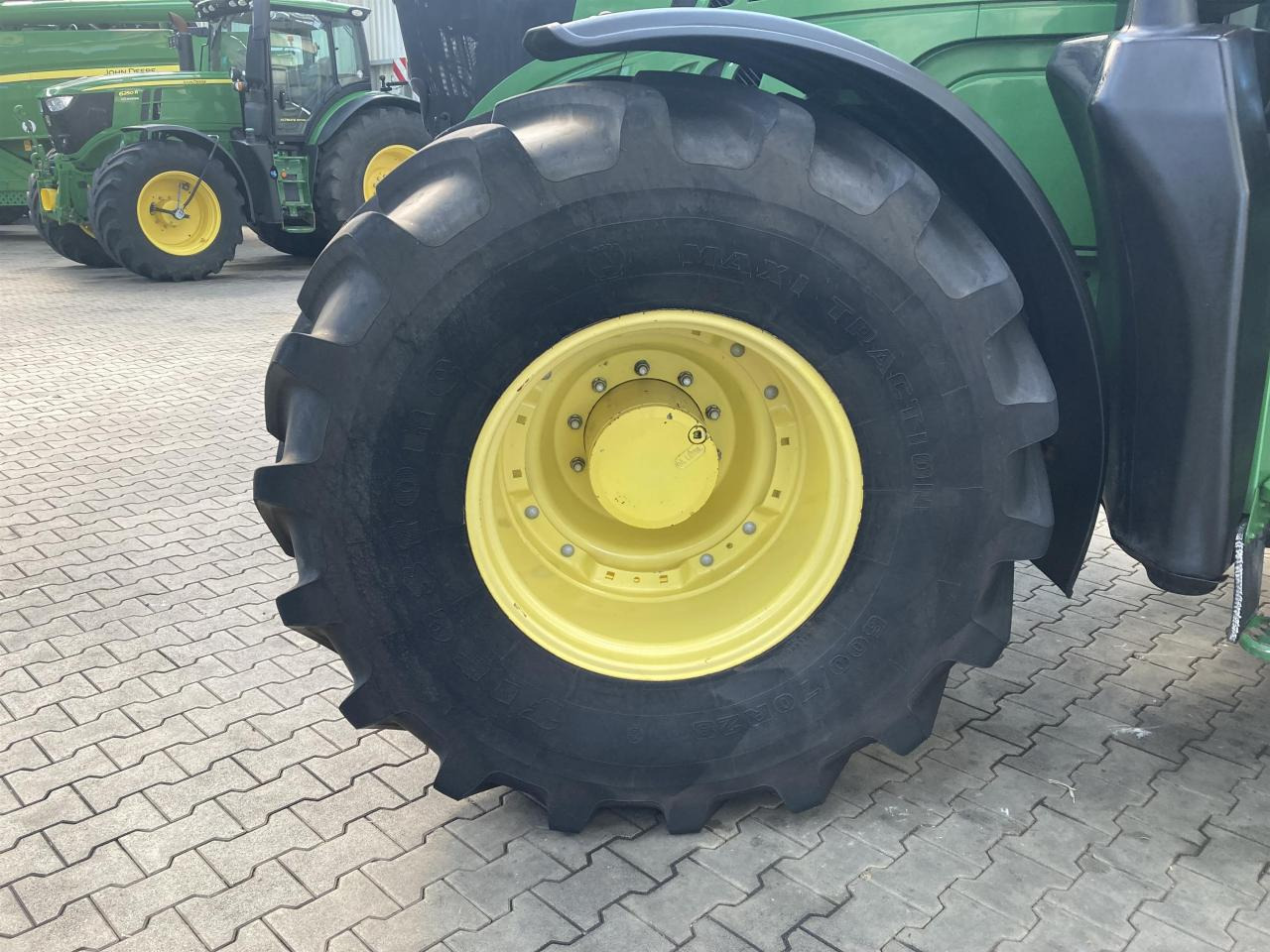 John Deere 6170R - Tractor: afbeelding 3 John Deere 6170R - Tractor: afbeelding 3