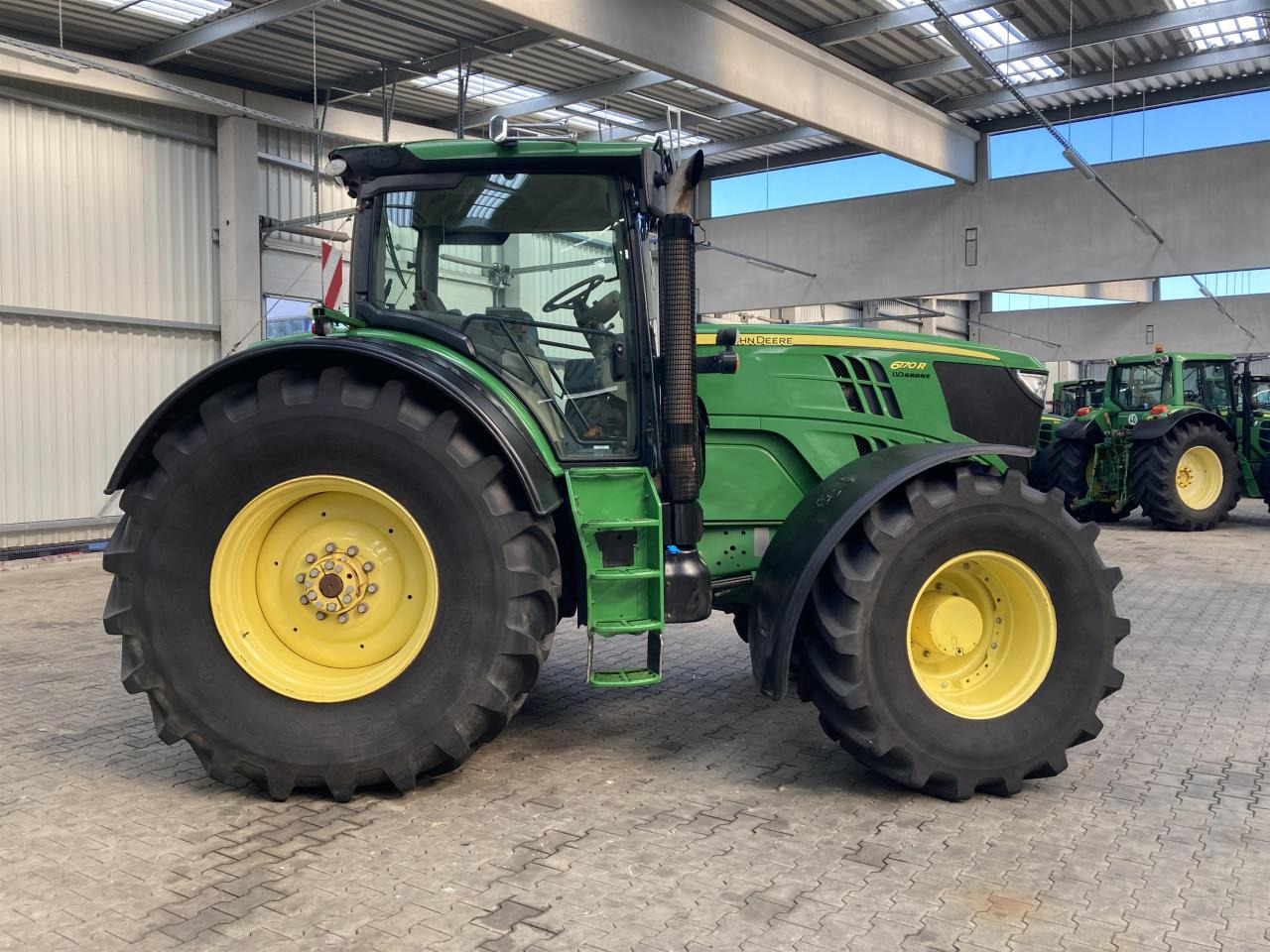 John Deere 6170R - Tractor: afbeelding 5 John Deere 6170R - Tractor: afbeelding 5