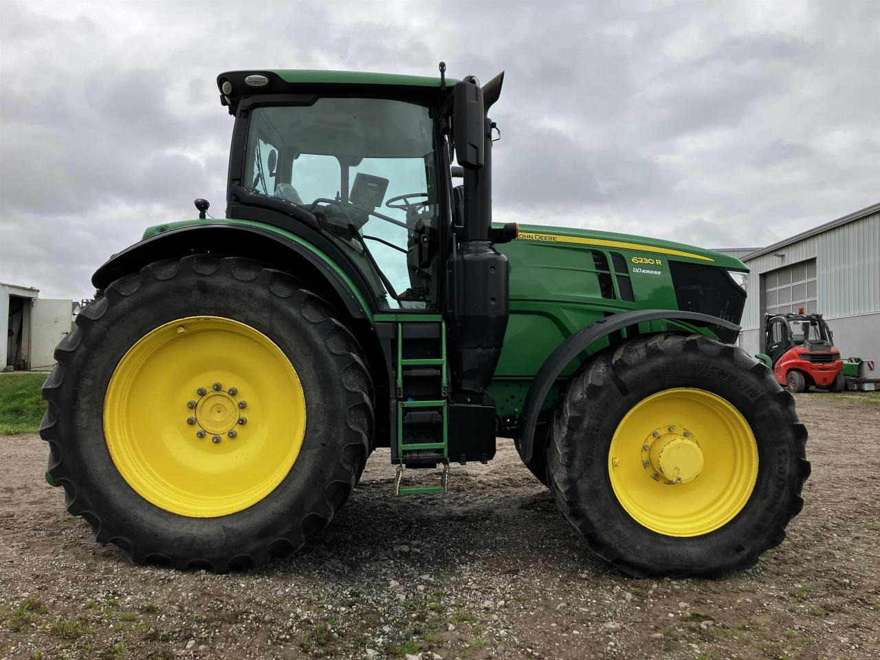 John Deere 6230R - Tractor: afbeelding 2 John Deere 6230R - Tractor: afbeelding 2