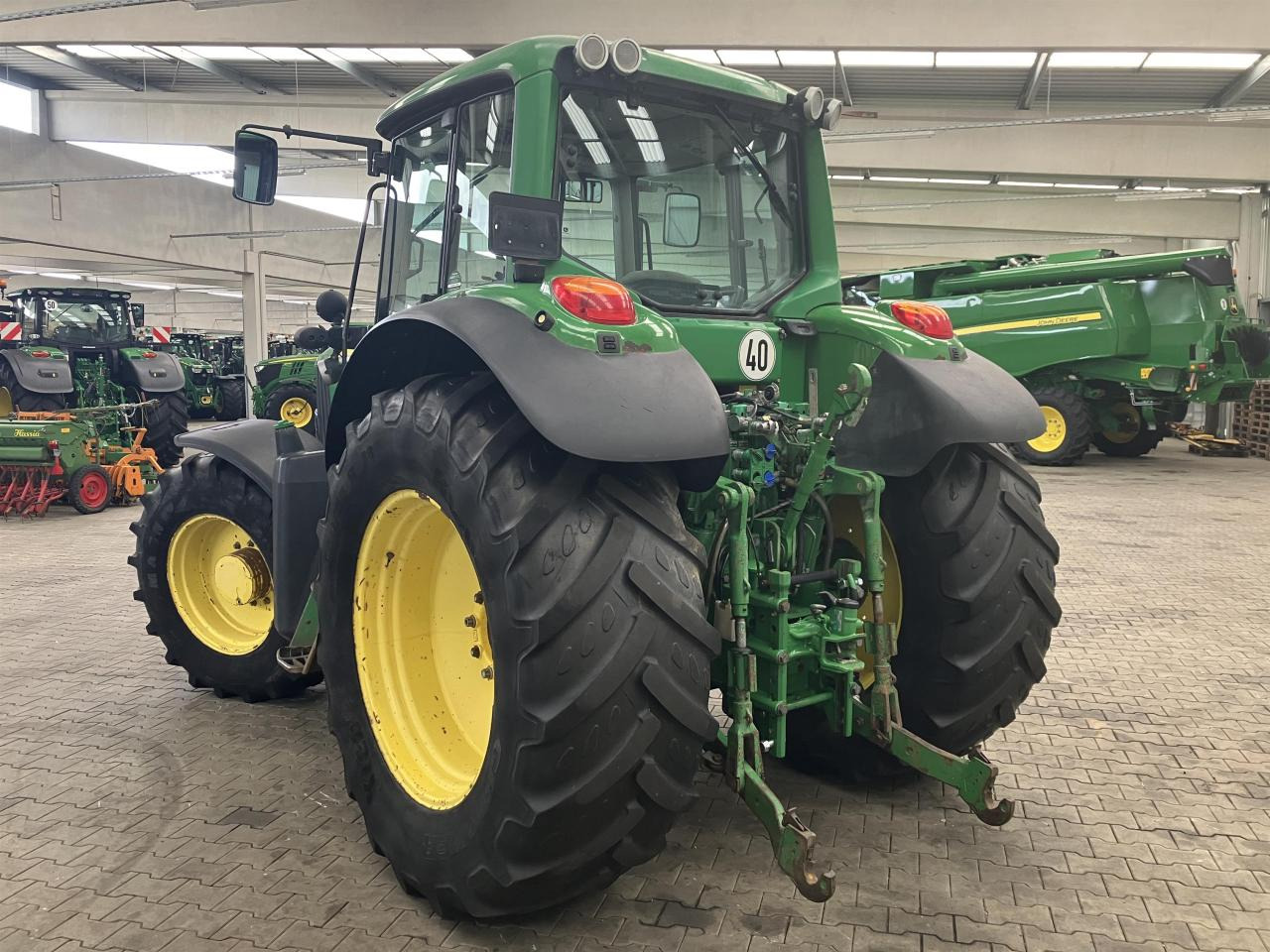 John Deere 6830 Premium - Tractor: afbeelding 4 John Deere 6830 Premium - Tractor: afbeelding 4