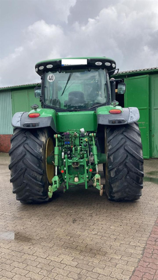 John Deere 7230R - Tractor: afbeelding 4 John Deere 7230R - Tractor: afbeelding 4