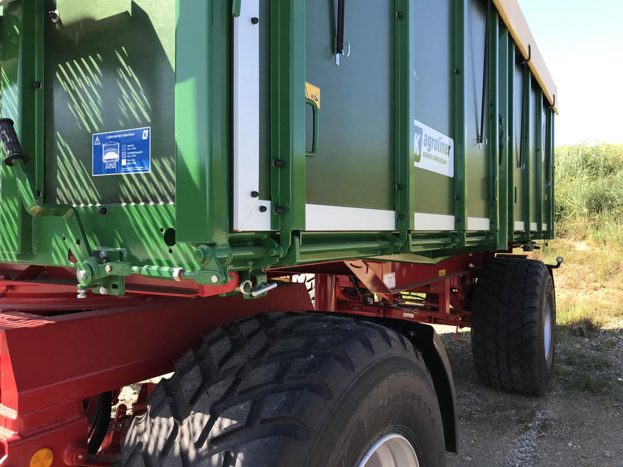 Kröger HKD 302 - Kipper aanhangwagen: afbeelding 2 Kröger HKD 302 - Kipper aanhangwagen: afbeelding 2