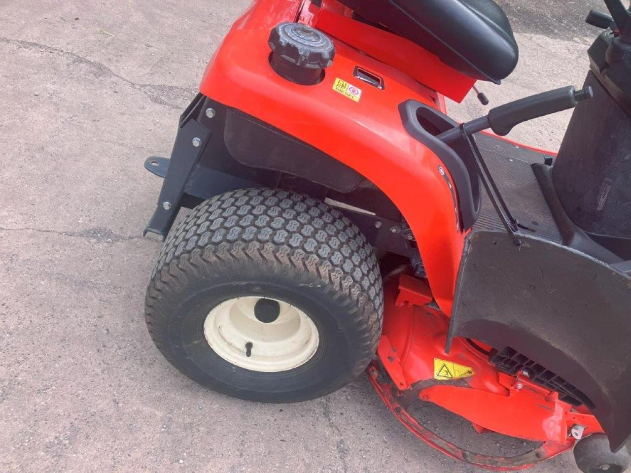 Kubota GR1600-ID-II - Gazonmaaier: afbeelding 5 Kubota GR1600-ID-II - Gazonmaaier: afbeelding 5