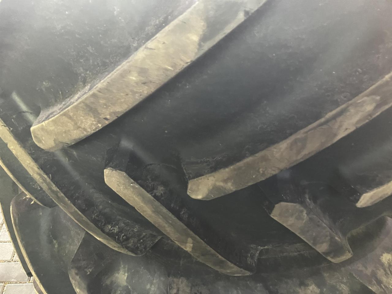 Michelin 600/70R30 - Band voor Landbouwmachine: afbeelding 4 Michelin 600/70R30 - Band voor Landbouwmachine: afbeelding 4