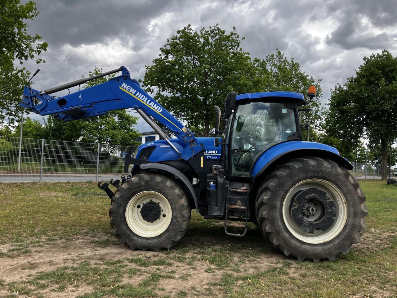 New Holland T7.270 - Tractor: afbeelding 1 New Holland T7.270 - Tractor: afbeelding 1