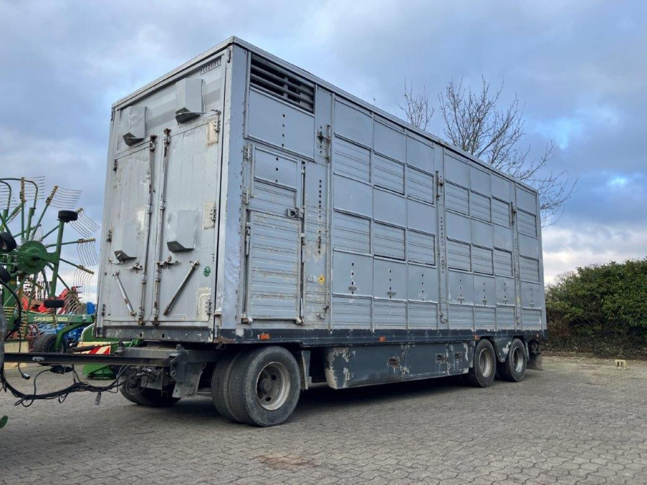 Pezzaioli 3-Stock - Landbouwaanhanger: afbeelding 2 Pezzaioli 3-Stock - Landbouwaanhanger: afbeelding 2