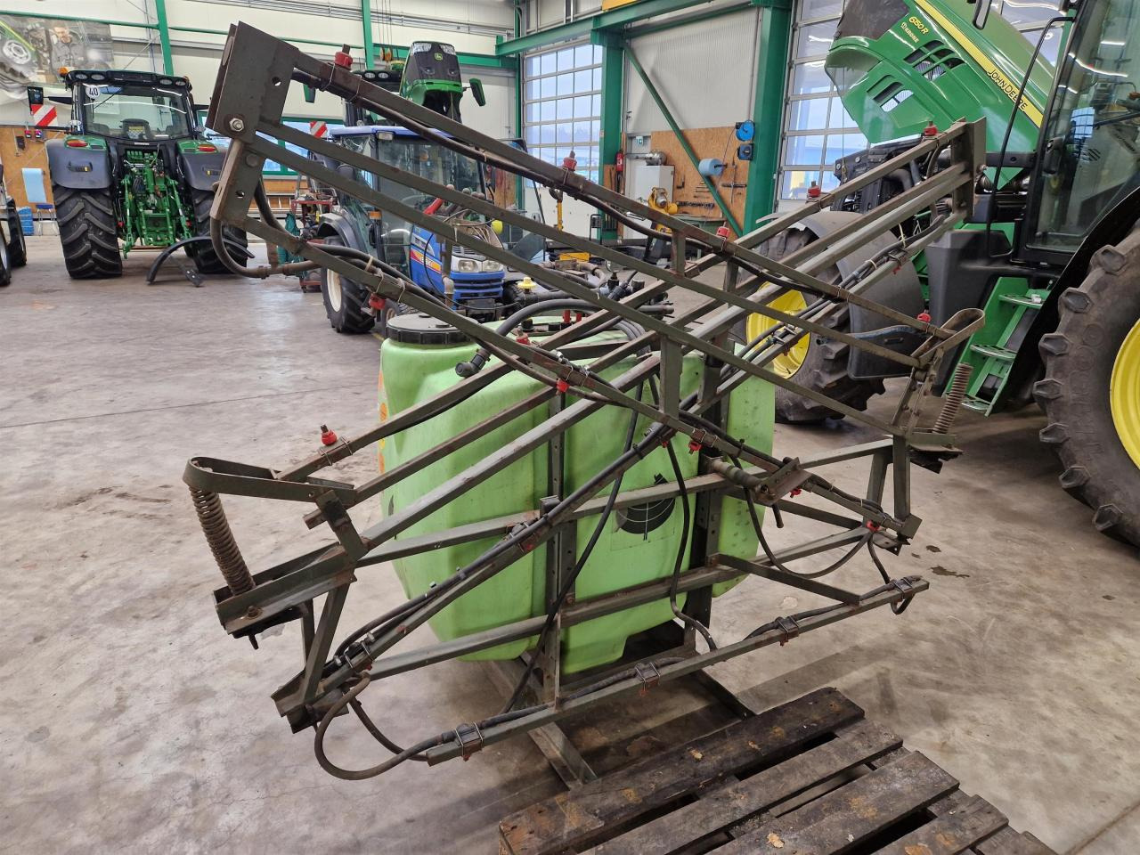 Tecnoma 800 Liter - Gedragen veldspuit: afbeelding 3 Tecnoma 800 Liter - Gedragen veldspuit: afbeelding 3