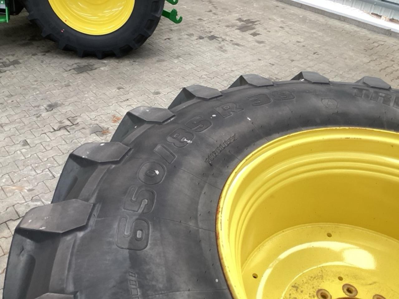 Trelleborg 650/85R38 - Band voor Landbouwmachine: afbeelding 2 Trelleborg 650/85R38 - Band voor Landbouwmachine: afbeelding 2