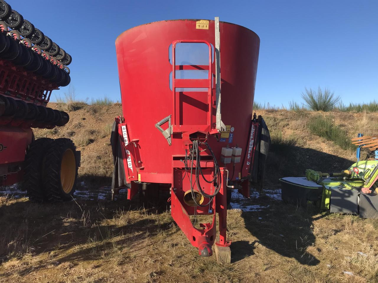 Trioliet Solomix 2 / 2400 ZK - Voermengwagen: afbeelding 4 Trioliet Solomix 2 / 2400 ZK - Voermengwagen: afbeelding 4